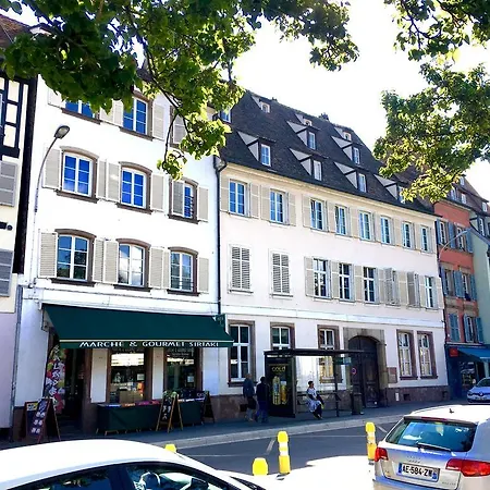 Midpoint By Life Renaissance Apartment Strasbourg