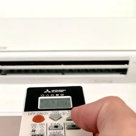 Midpoint By Life Renaissance Apartament *