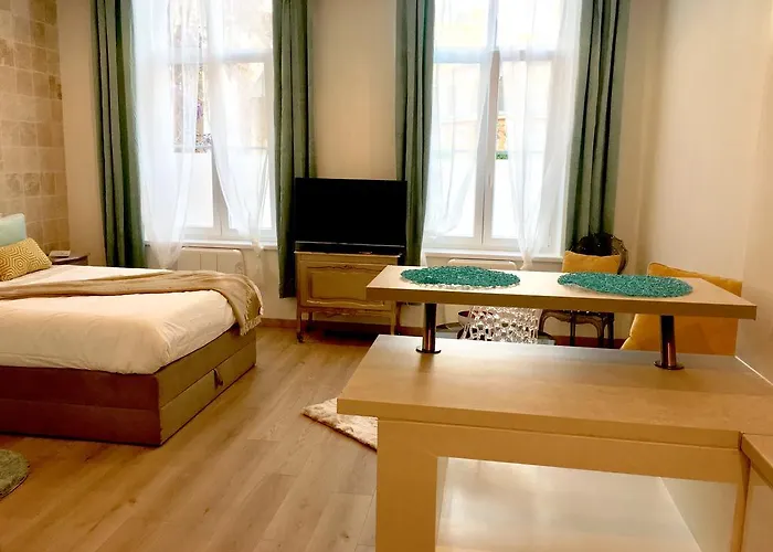 Midpoint By Life Renaissance שטרסבורג