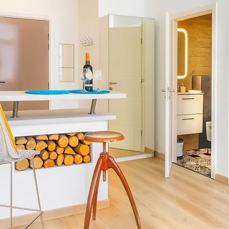 Midpoint By Life Renaissance *