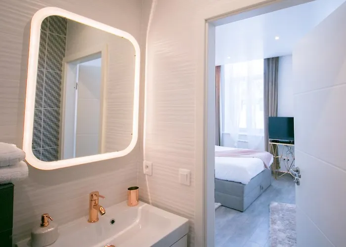 Midpoint By Life Renaissance Apartamento