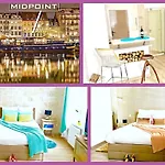 Midpoint By Life Renaissance Estrasburgo